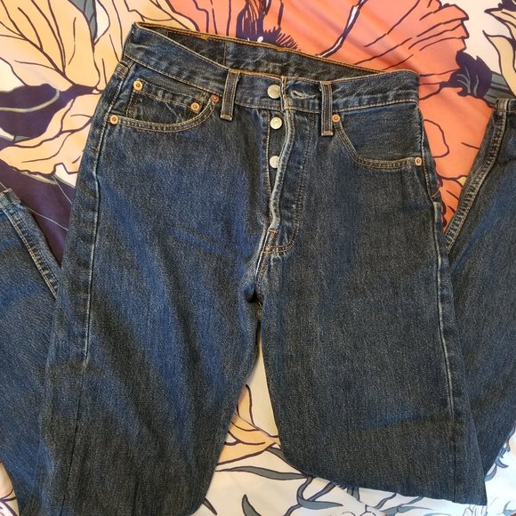 Levi Vintage High Waisted Jeans - Picture 3 of 6
